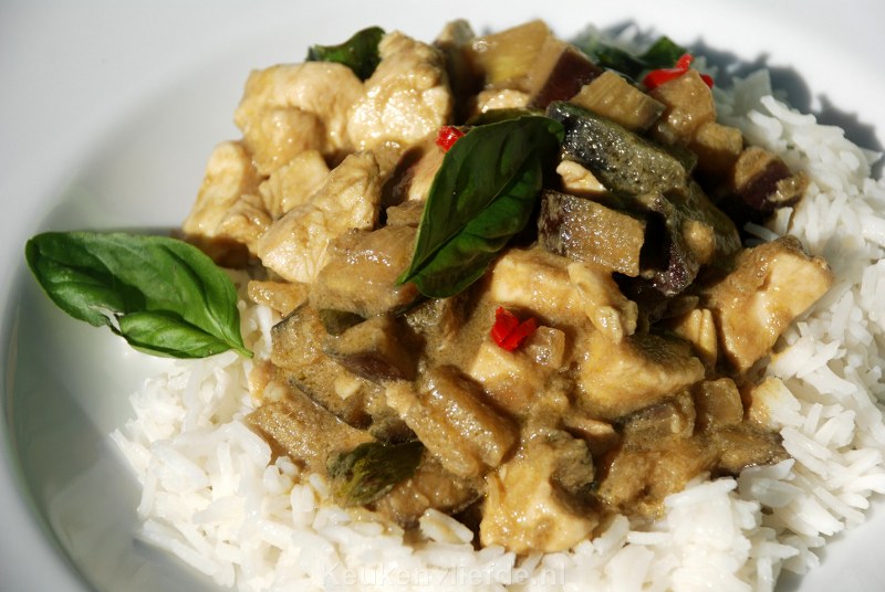 Koninklijke familie zoon Terminologie Thaise groene curry met kip en aubergine | Keukenliefde