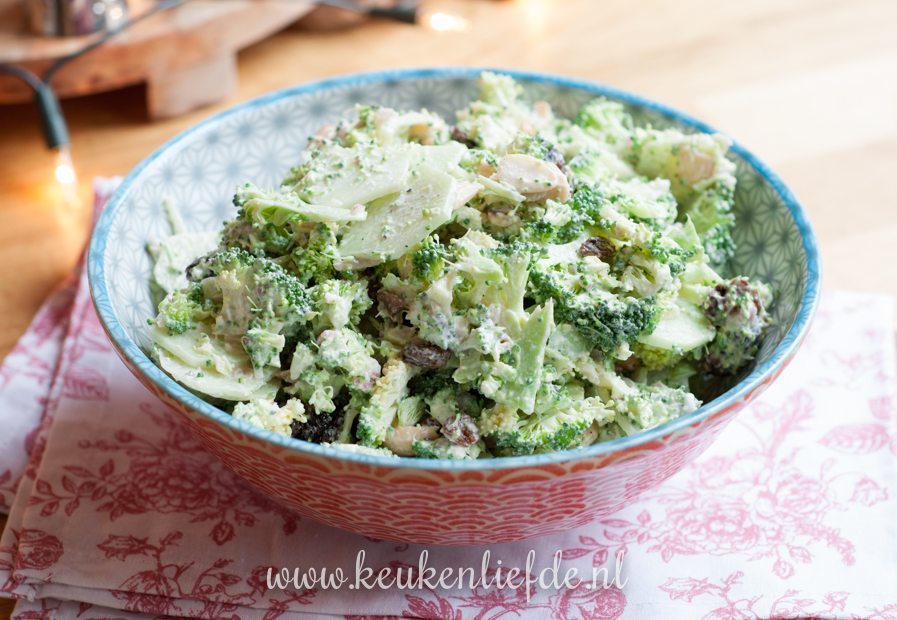 broccolisalade met yoghurtdressing
