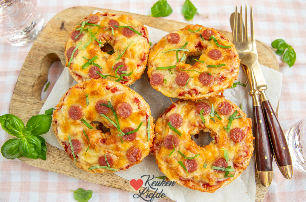 Pizza bagels