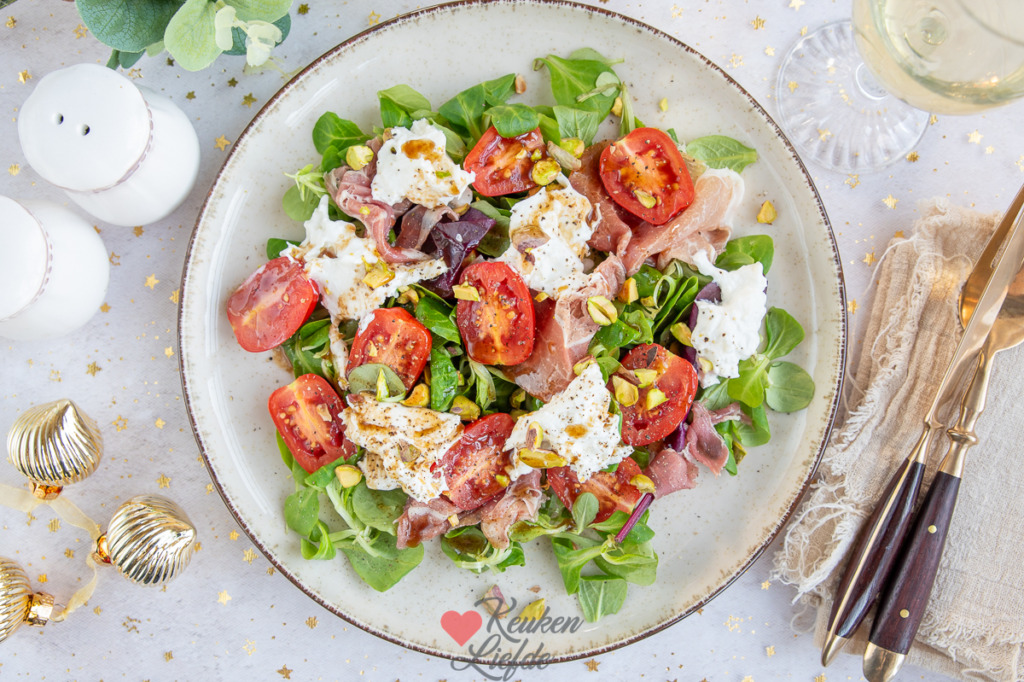 Salade met burrata en parmaham